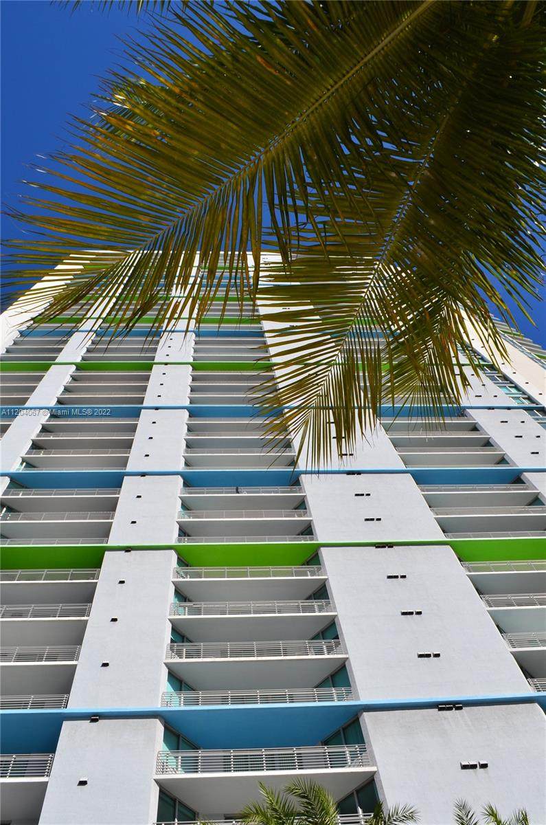 335 Biscayne Blvd - Photo 1