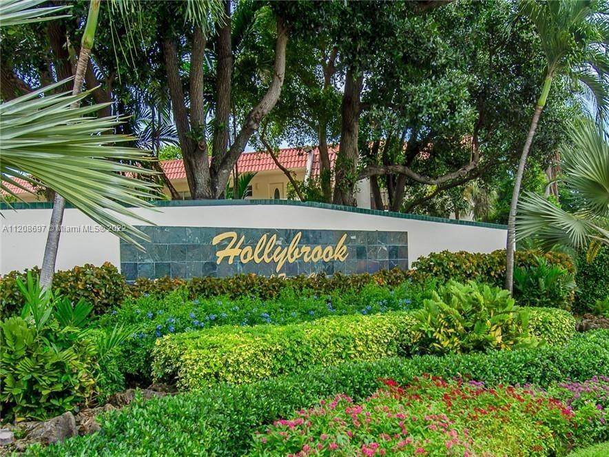 711 Hollybrook Blvd - Photo 1