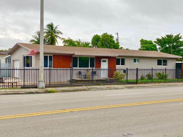 205 4th Ave - Photo 1