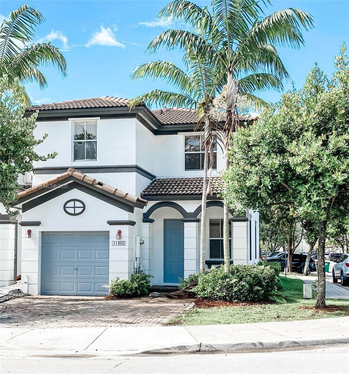 11466 77th Ln - Photo 1