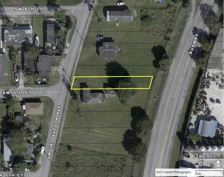 641 3rd Ave - Photo 1