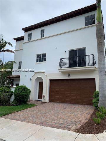 674 Library Commons Way - Photo 1