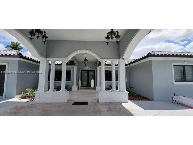13595 102nd Ave - Photo 1