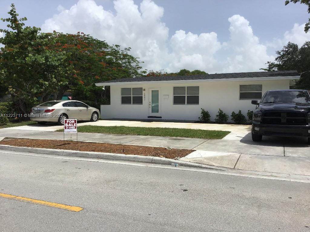 5843 66th St - Photo 1