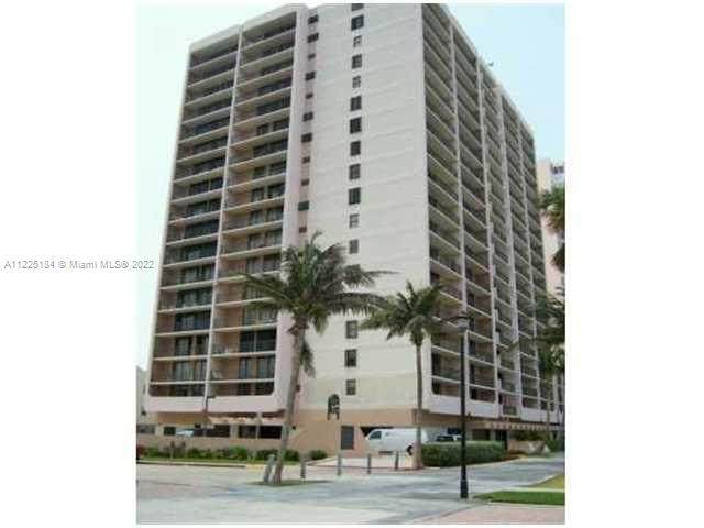 2625 Collins Ave - Photo 1
