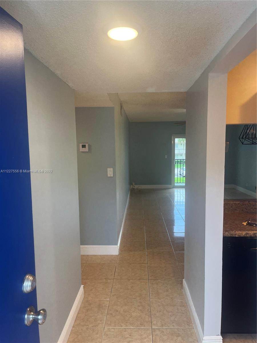 7561 16th St - Photo 1