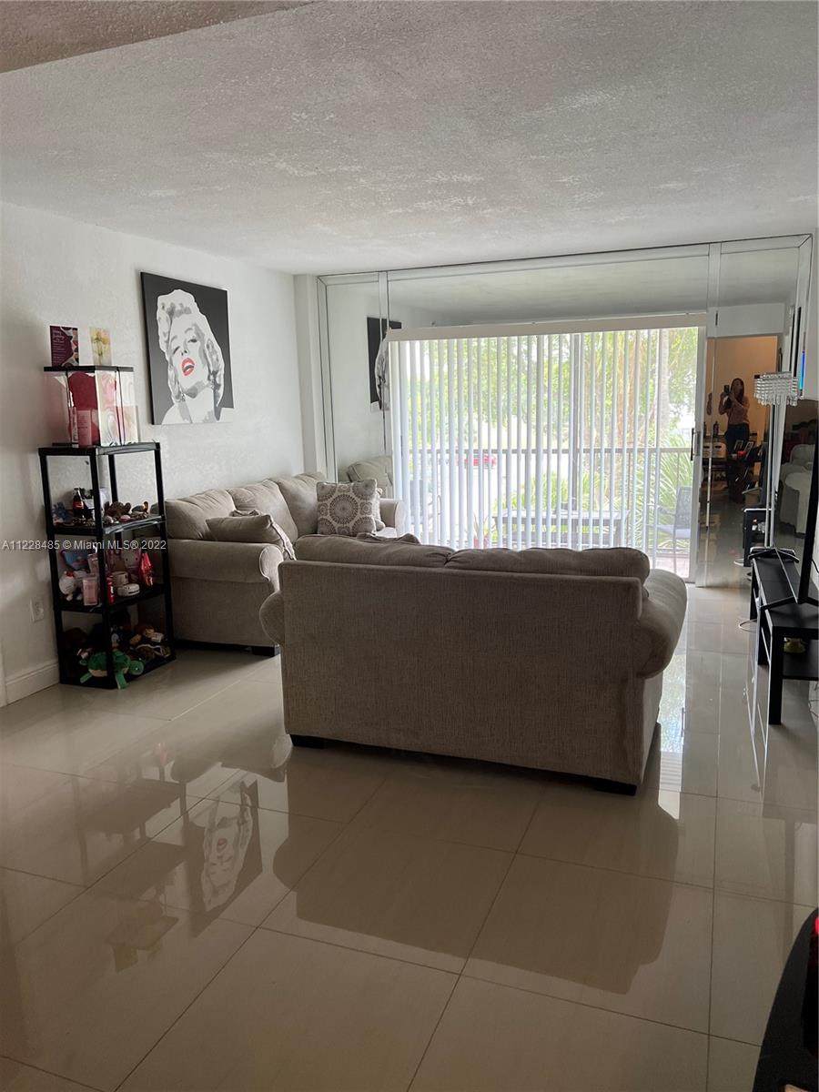 4174 Inverrary Dr - Photo 1