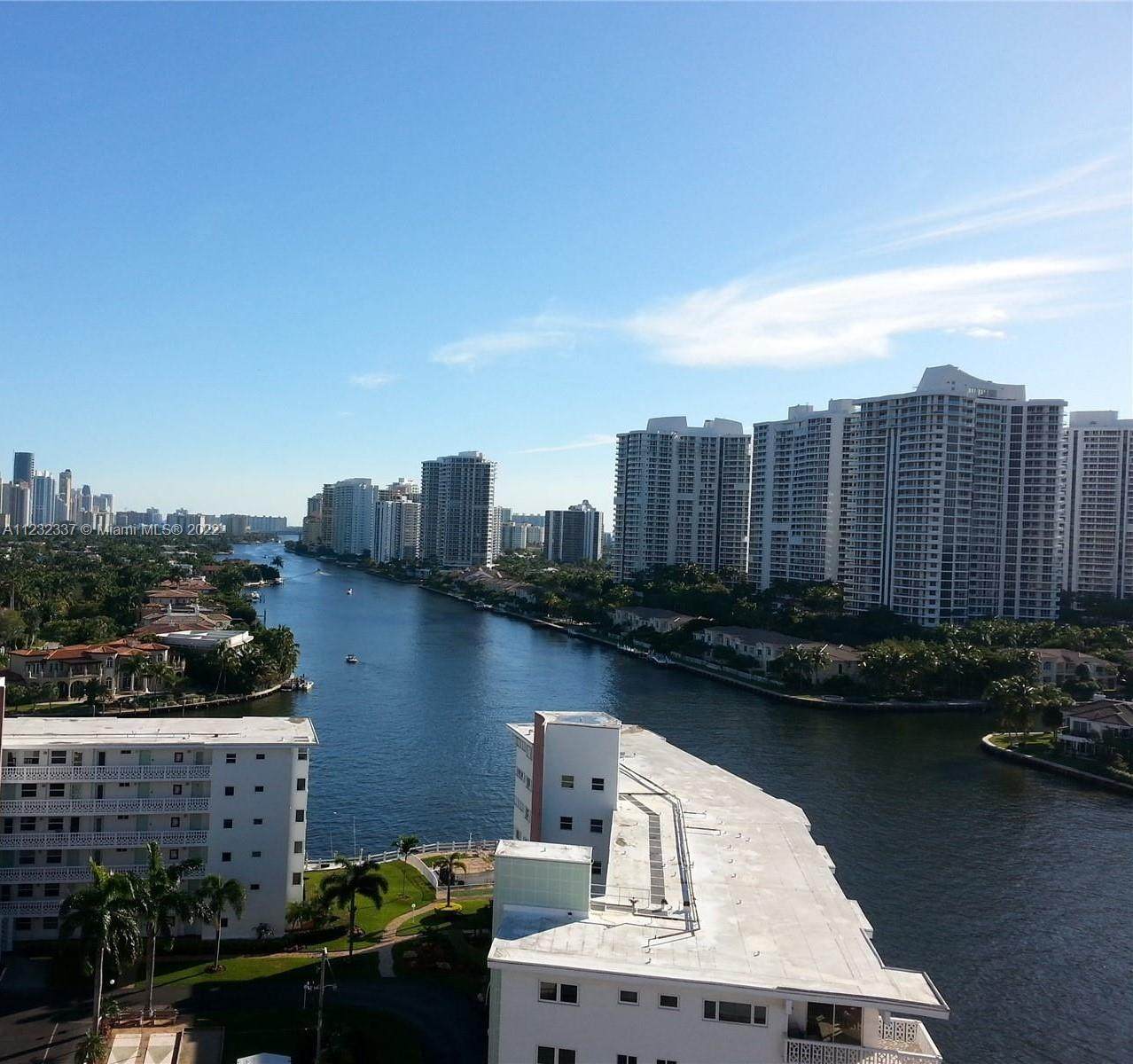 3161 Ocean Dr - Photo 1