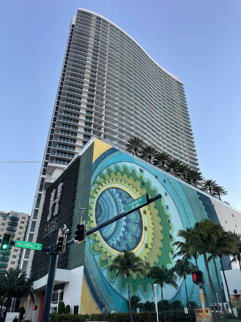 4111 Ocean Dr - Photo 1