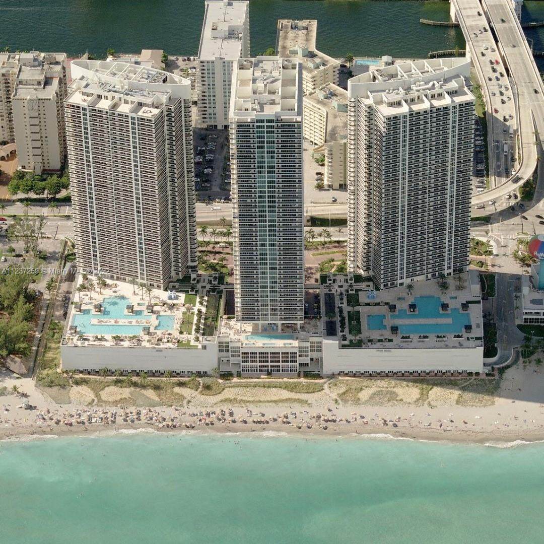 1800 Ocean Dr - Photo 1