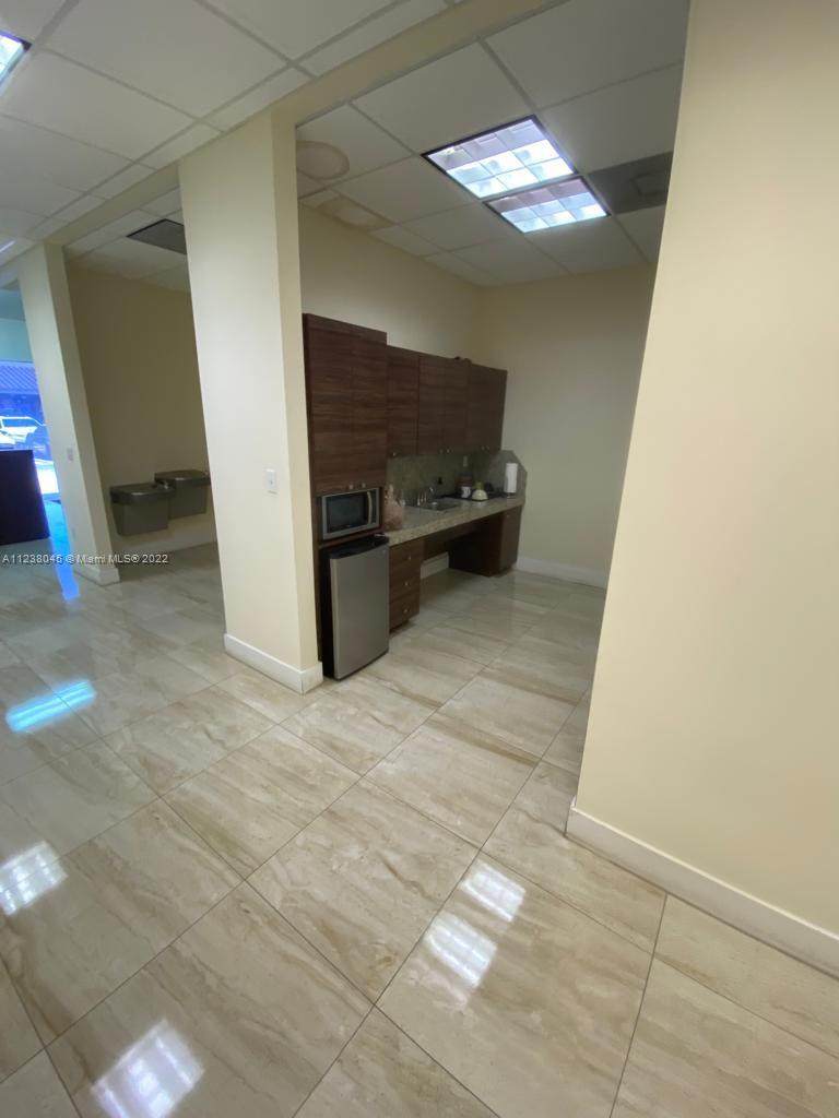 6073 167th St - Photo 1