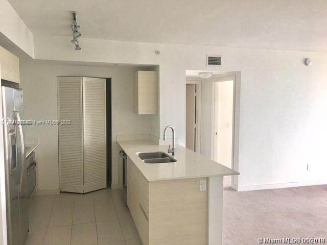 4250 Biscayne Blvd - Photo 1