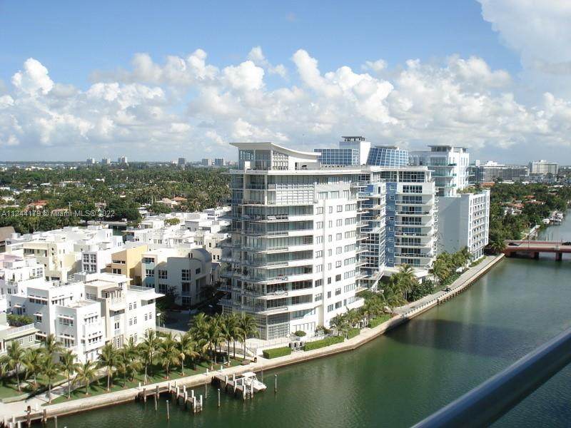 5900 Collins Ave - Photo 1
