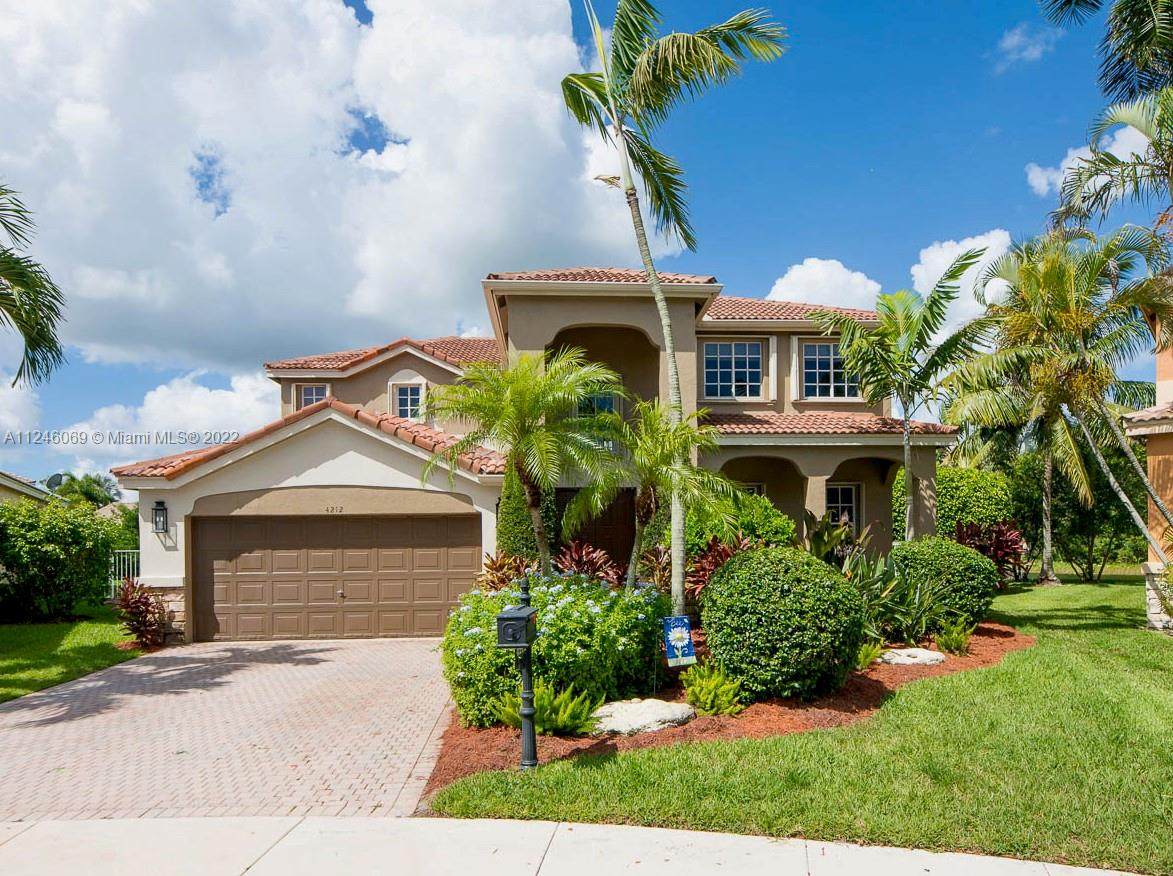 4212 Pinewood Ln - Photo 1