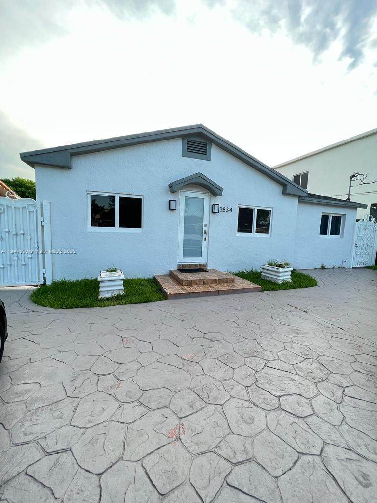 3834 87th Pl - Photo 1