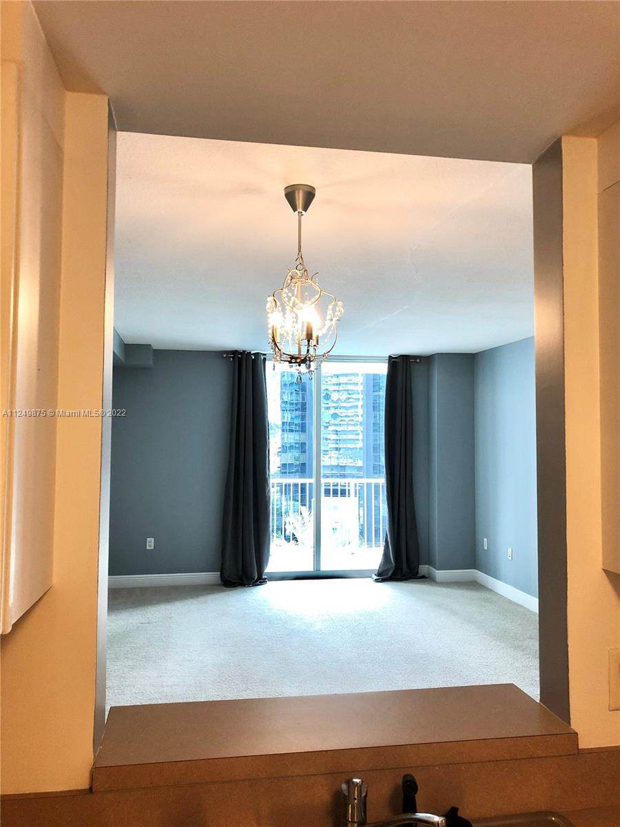 1250 Miami Ave - Photo 1