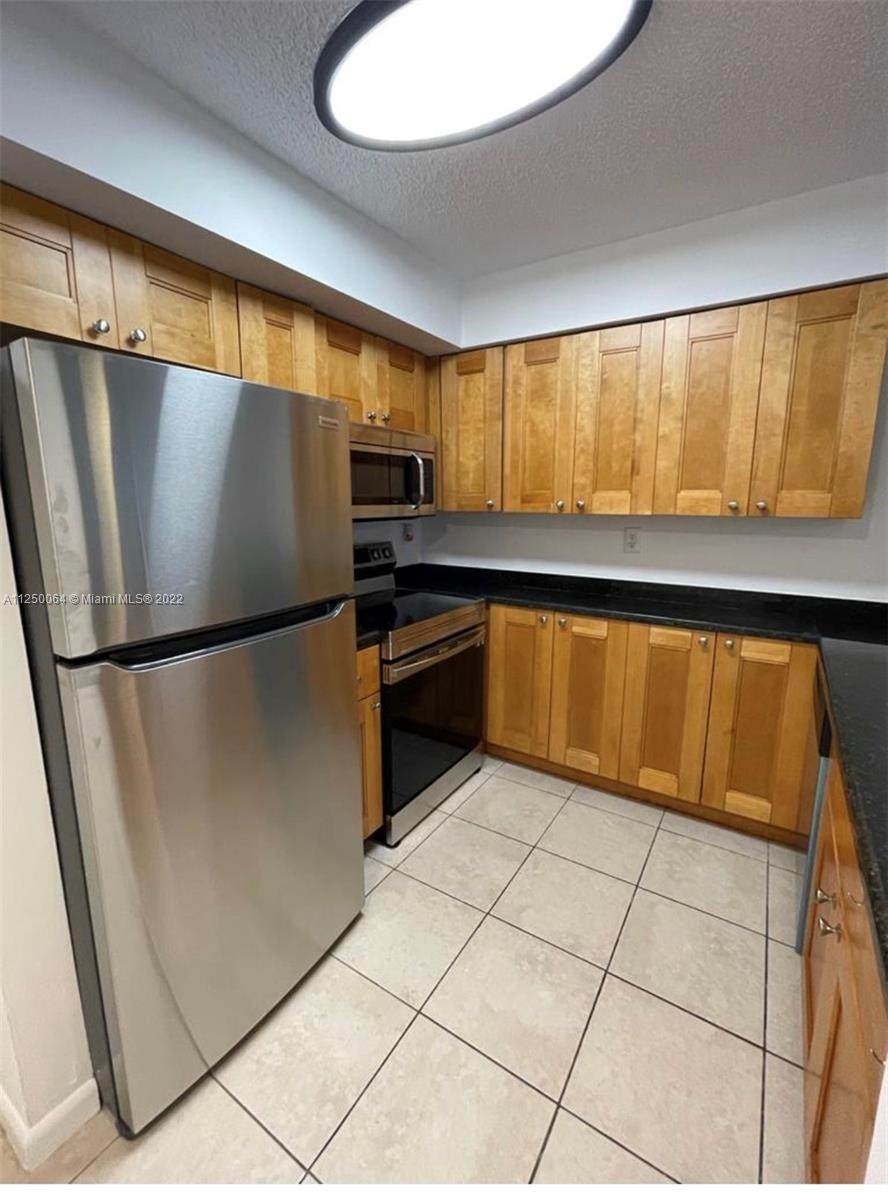 1280 Alhambra Cir - Photo 1