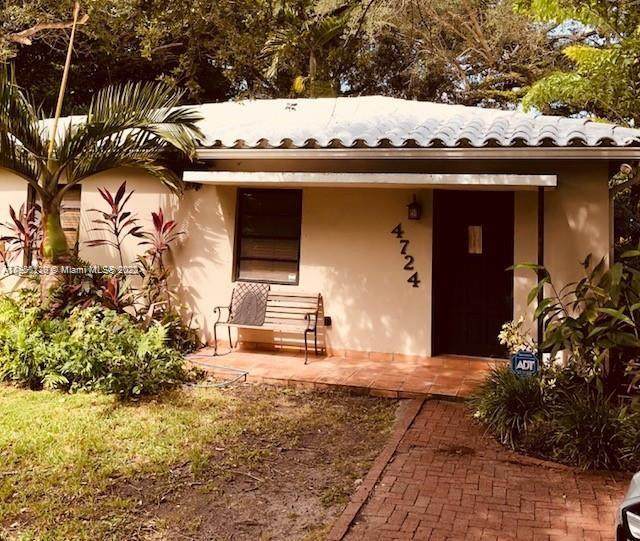 4724 64th Ct - Photo 1