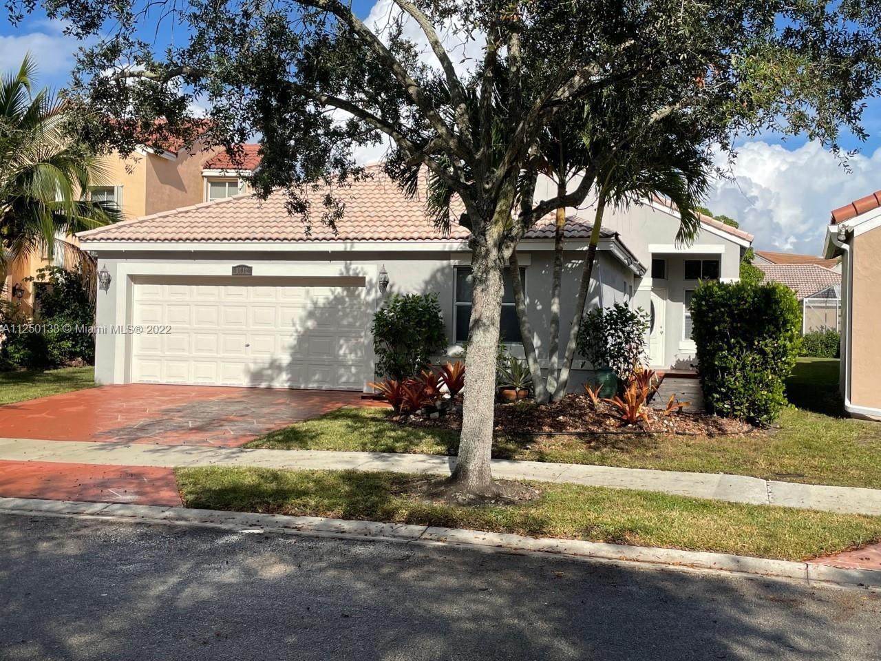 1012 Savannah Falls Dr - Photo 1