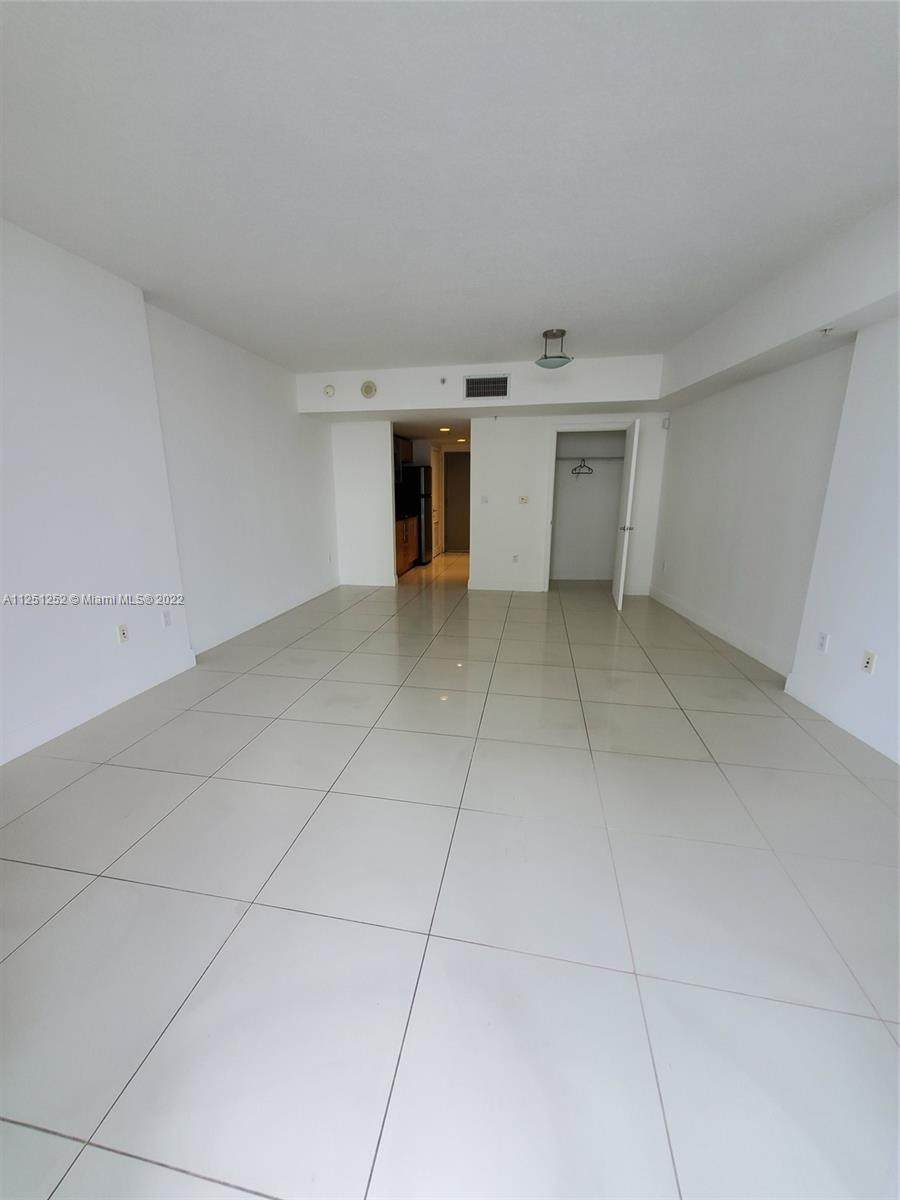1750 Bayshore Dr - Photo 1