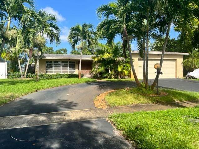 2001 55th Ave - Photo 1