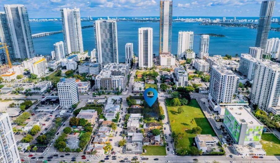 2650 Biscayne Blvd - Photo 1