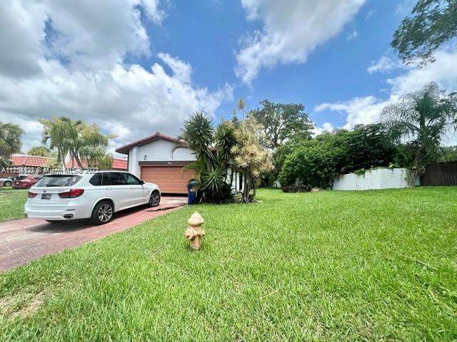 364 195th St - Photo 1