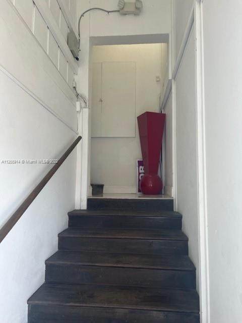 https://bt-photos.global.ssl.fastly.net/miami/orig_boomver_1_A11255914-2.jpg