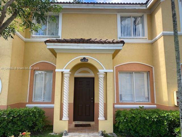 1438 24th Ct - Photo 1