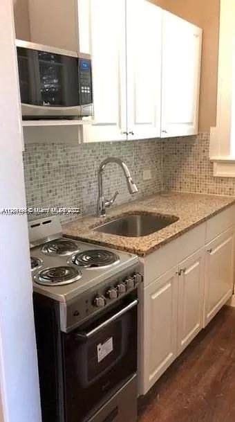 344 Mendoza Ave - Photo 1