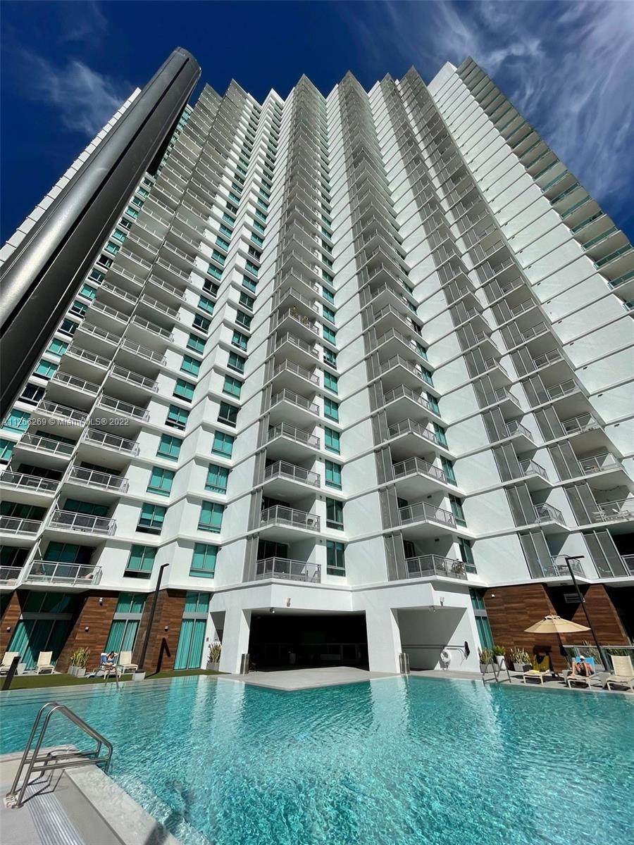 350 Miami Ave - Photo 1