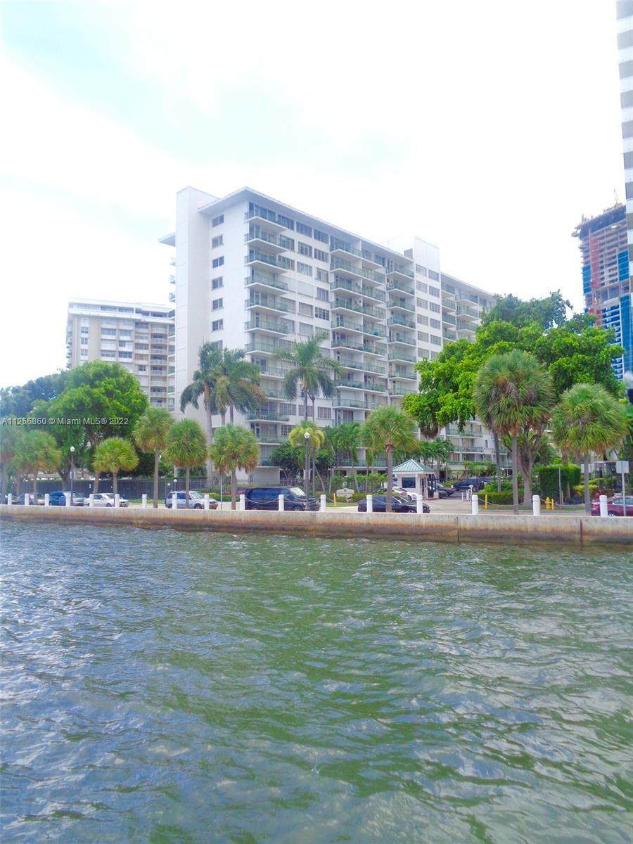 1408 Brickell Bay Dr - Photo 1