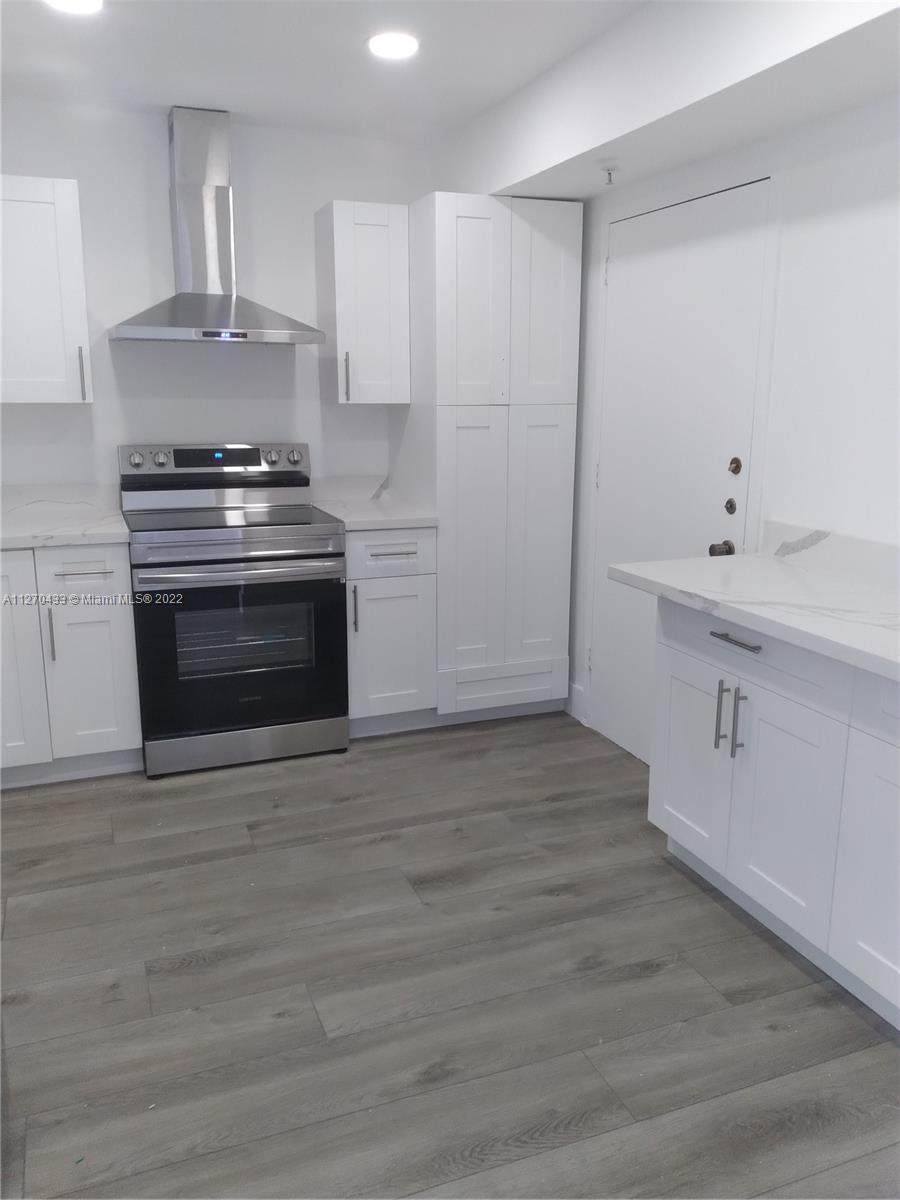 2780 183rd St - Photo 1
