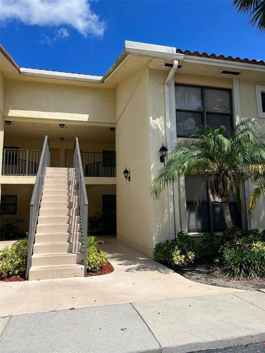 1504 Lake Crystal Dr - Photo 1