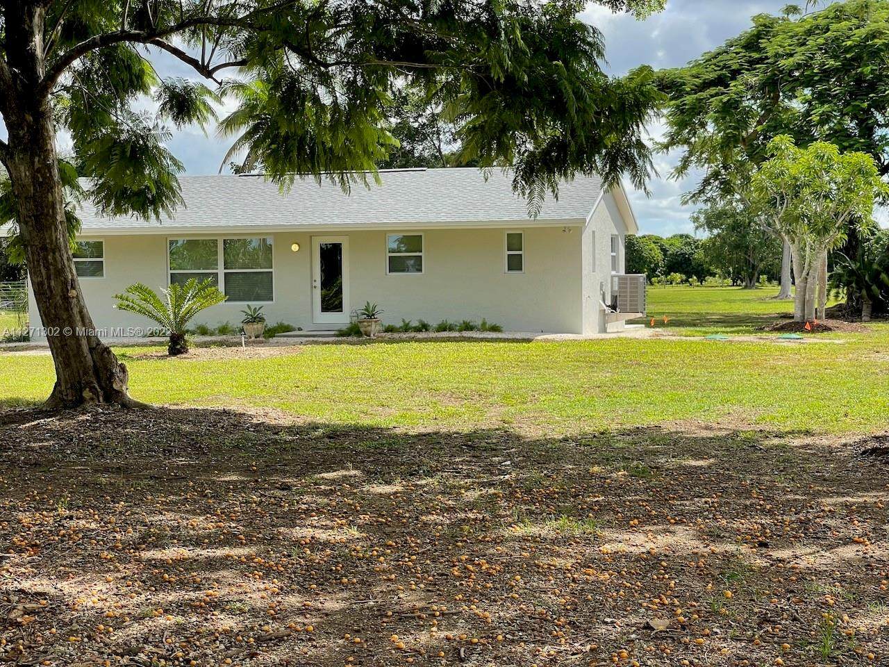 37301 214th Ave - Photo 1