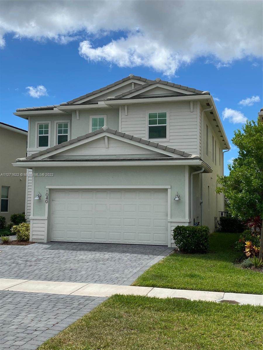 1040 Veleiros Blvd - Photo 1