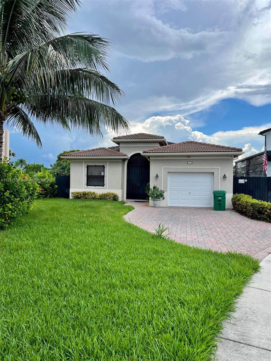 27260 135th Ave - Photo 1