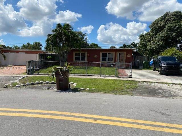 740 14th St - Photo 1