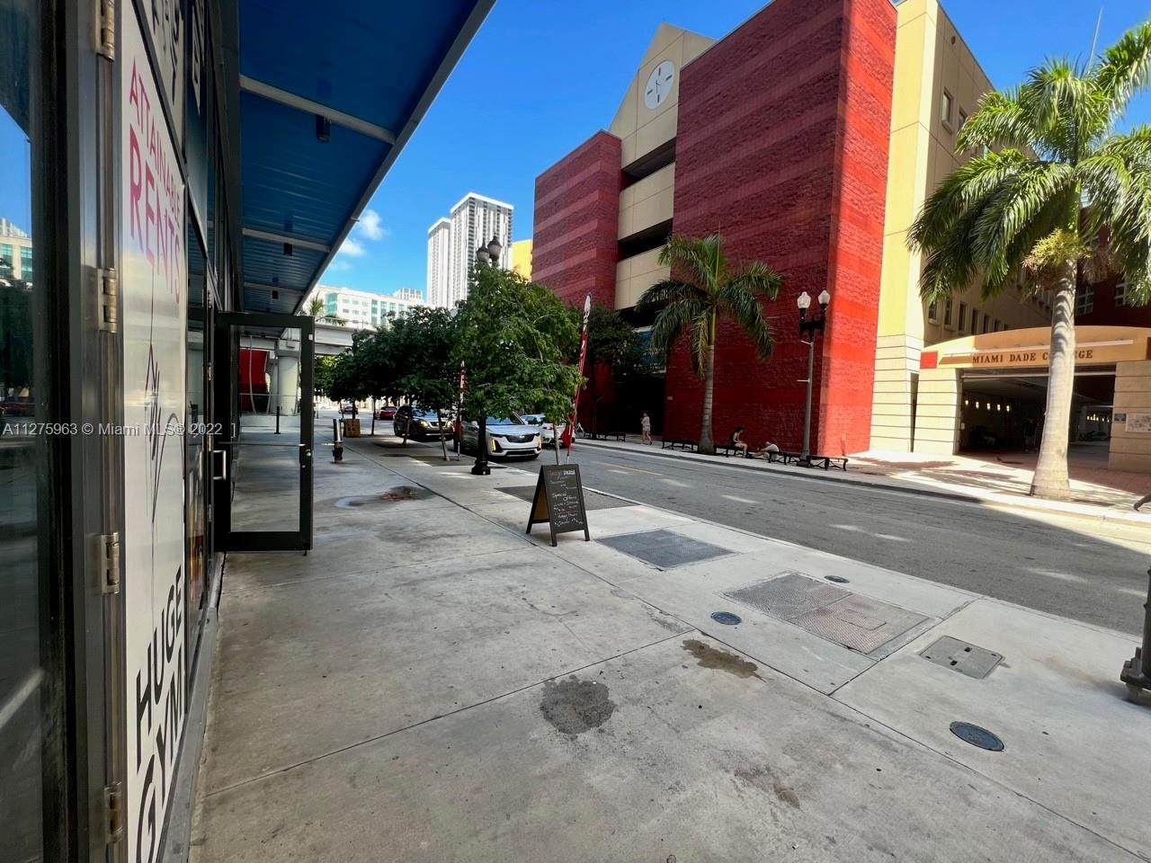 4th St - Photo 1