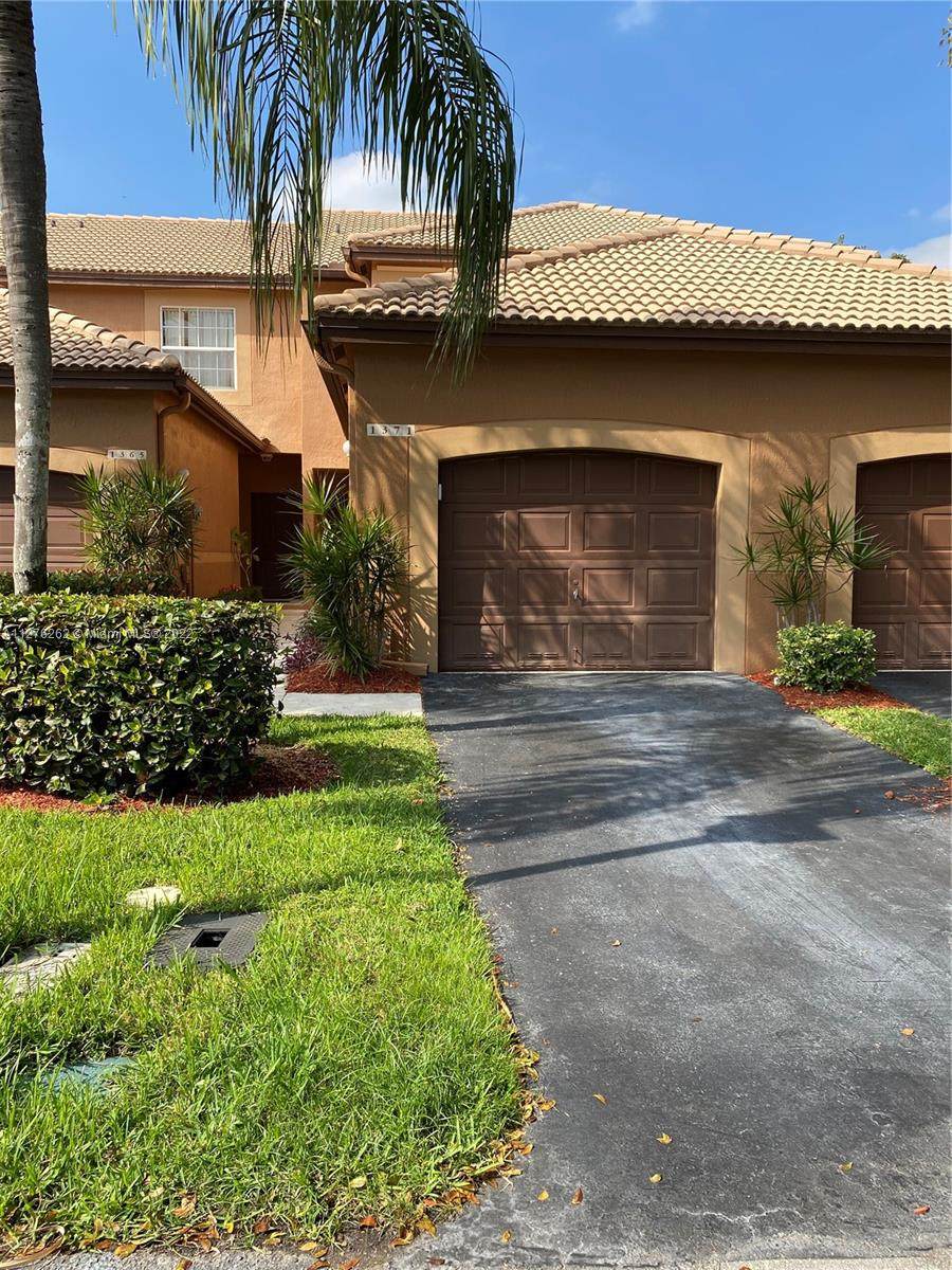 1371 Veracruz Ln - Photo 1