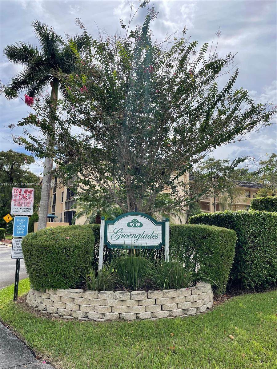 8415 Forest Hills Dr - Photo 1