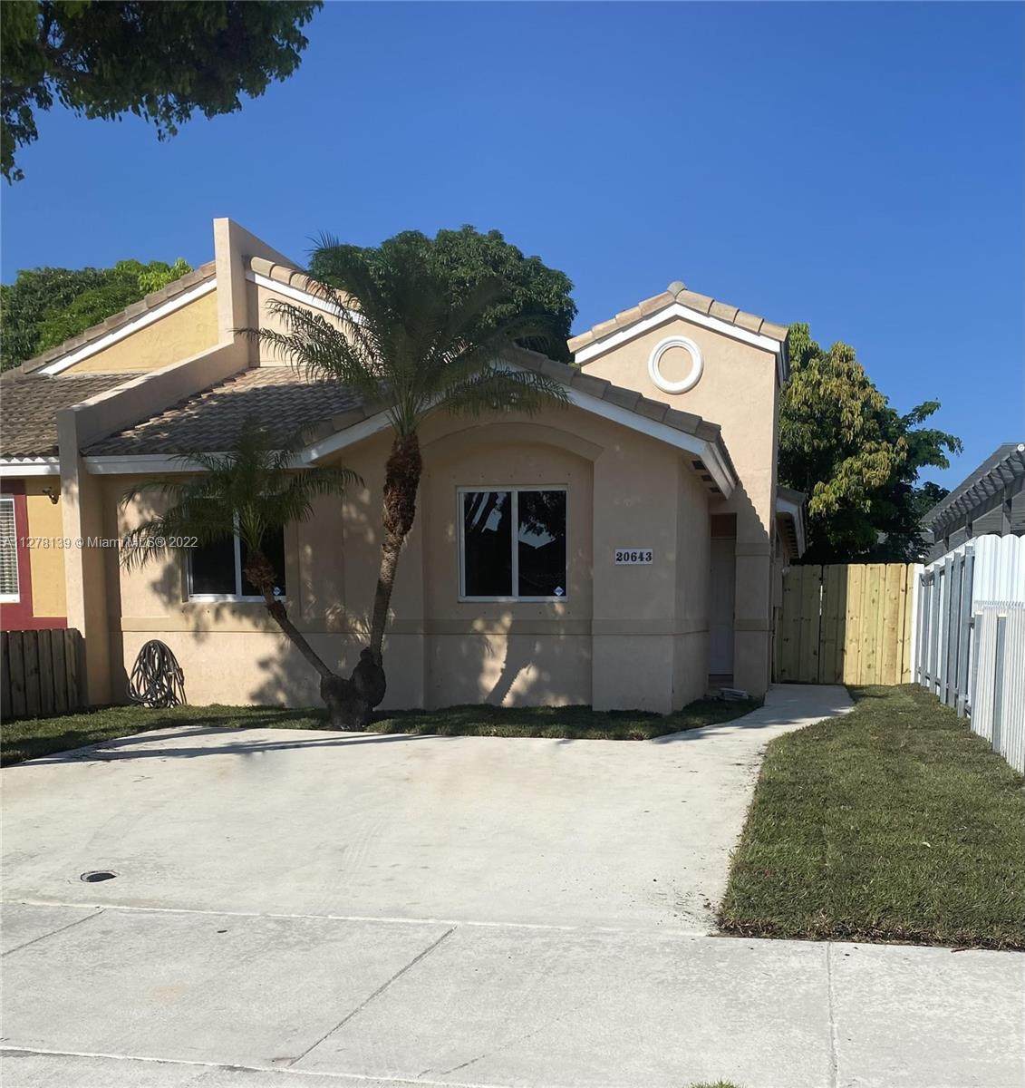 20643 93rd Ave - Photo 1