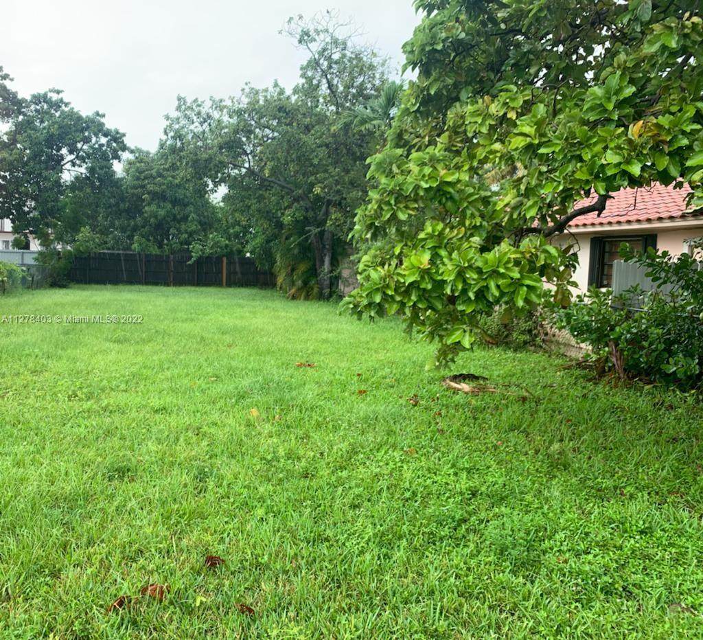 248 59th Ave - Photo 1