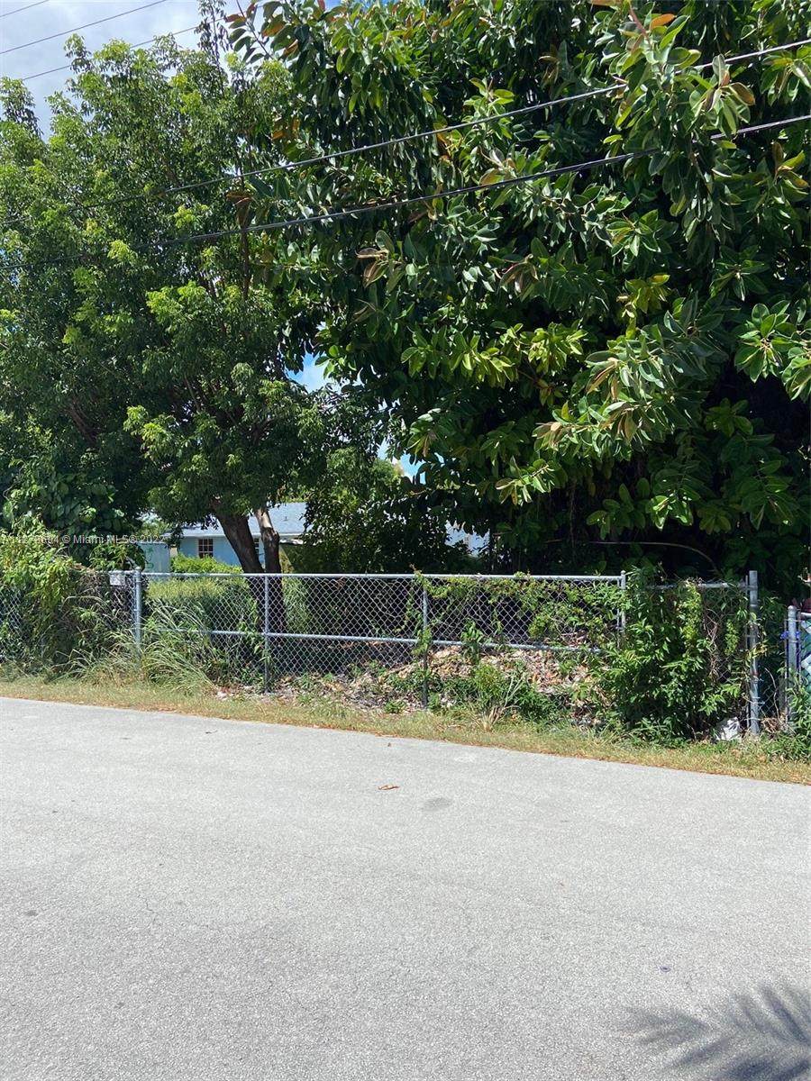7 Palm Beach Dr - Photo 1