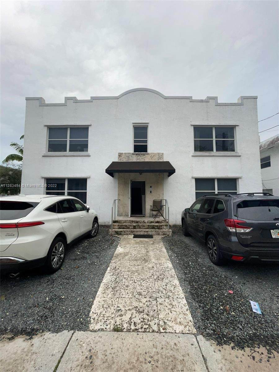576 63rd St - Photo 1