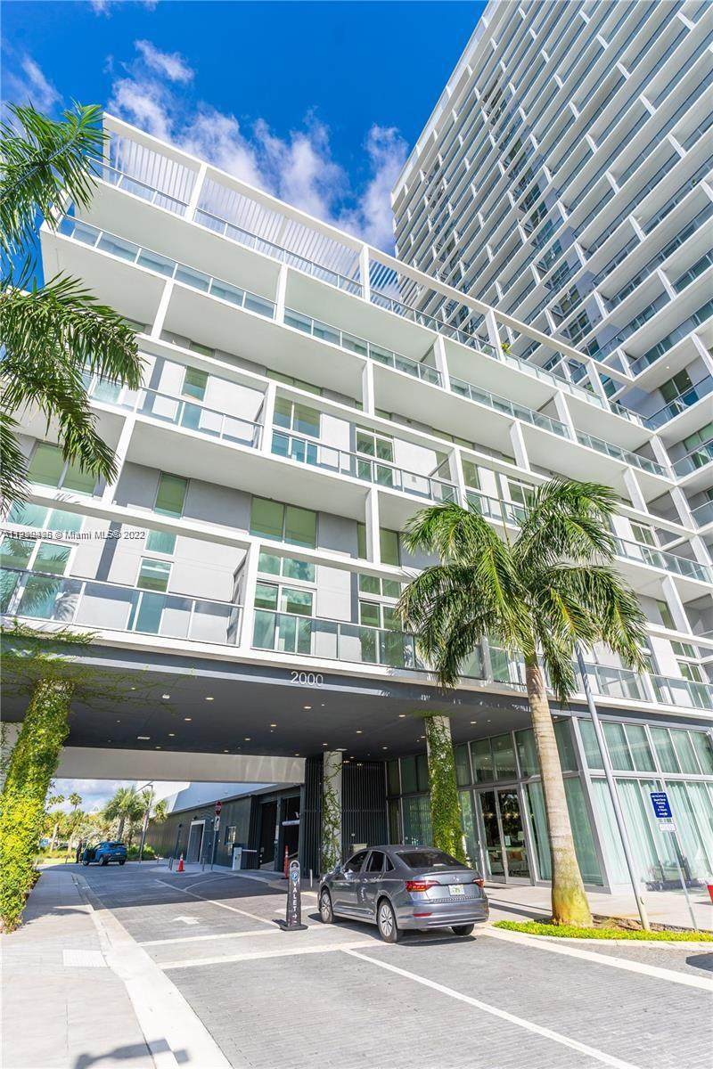 2000 Metropica Way - Photo 1