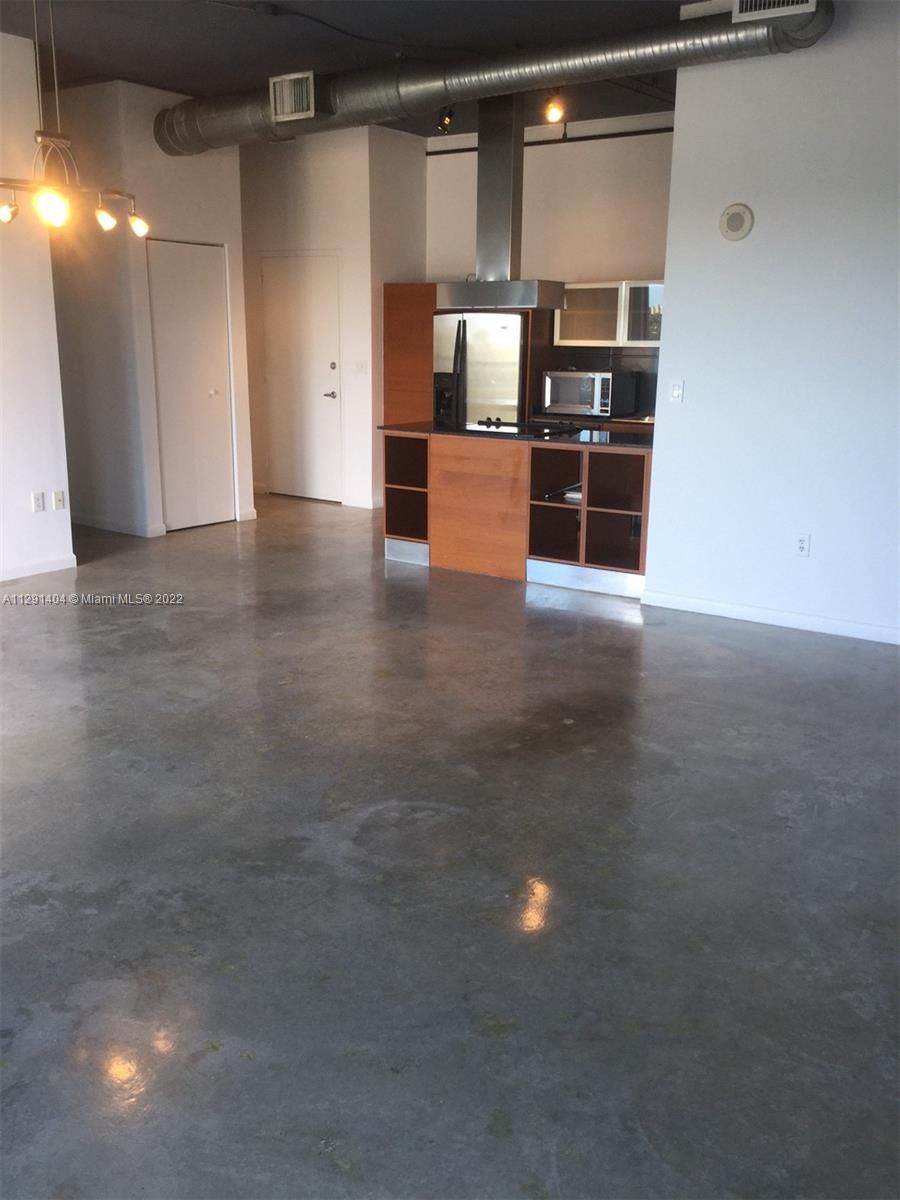 10 South River Dr - Photo 1