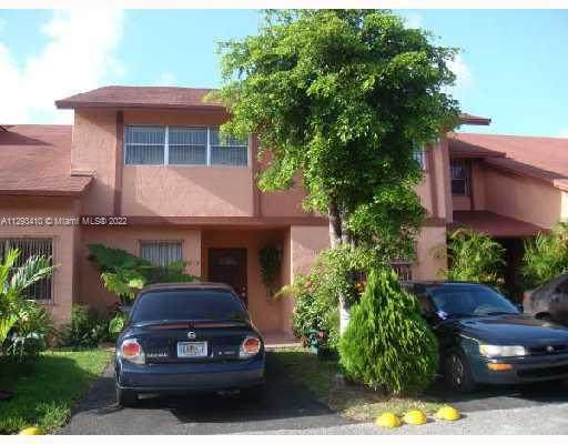 835 41 ST - Photo 1