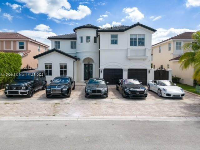 17933 87th Pl - Photo 1