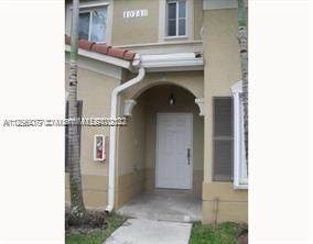 10740 83 ST - Photo 1